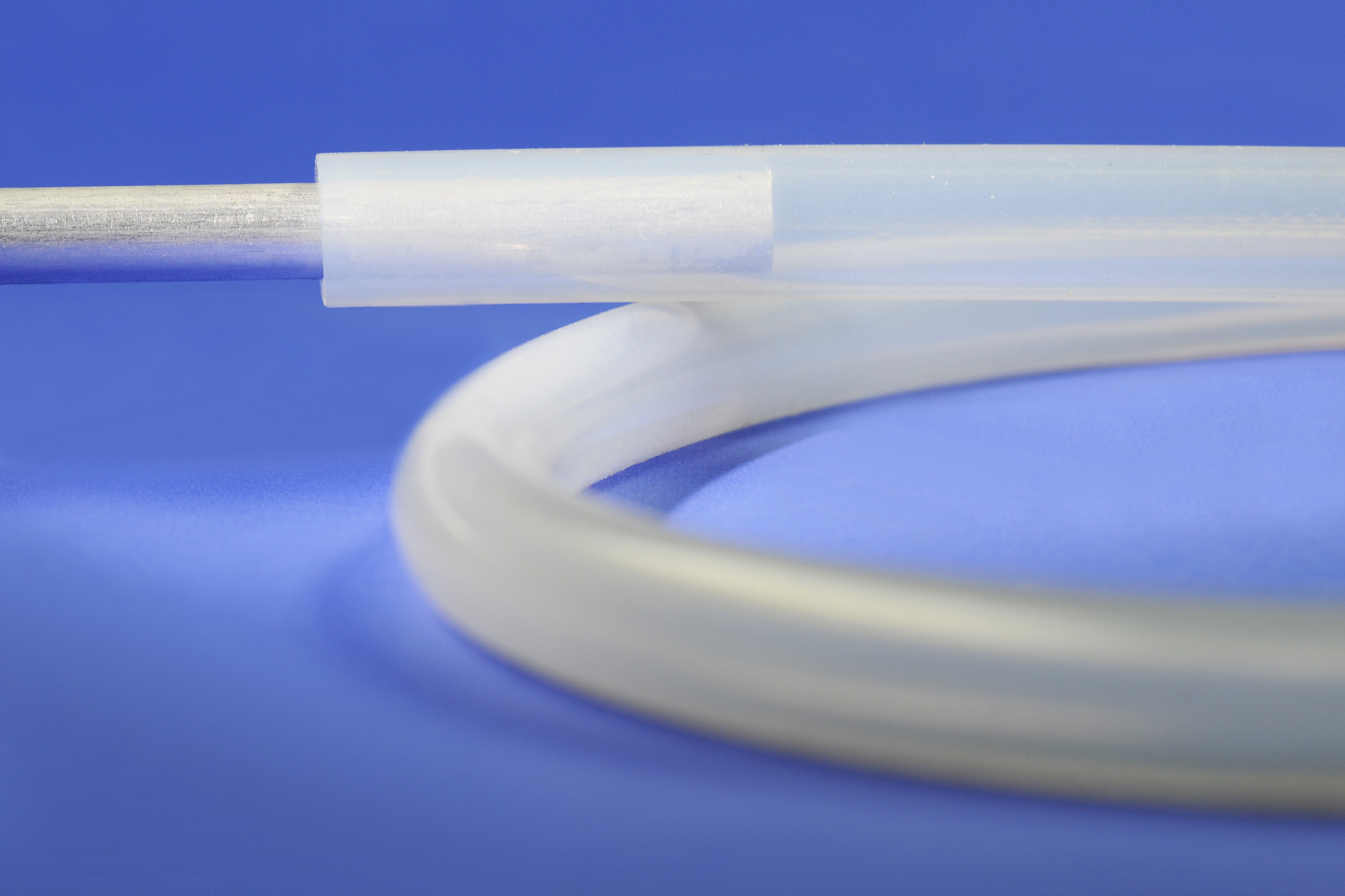 【プレスリリース】COMPAMED 2025: ワッカー、創傷ケア向けバイオメタノール由来シリコーンゲルを発表